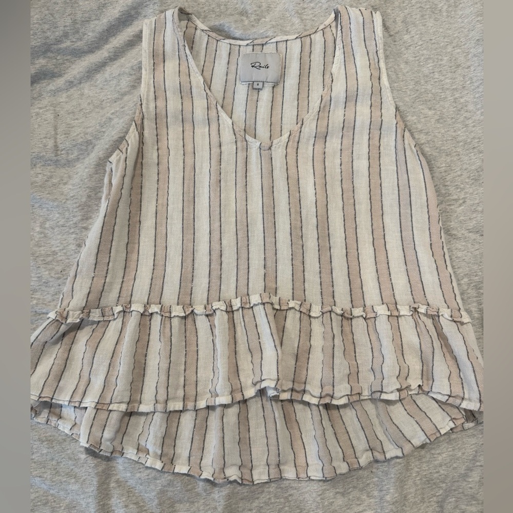 Rails Mira striped vneck peplum top. Size small. Beige white and metallic stripe